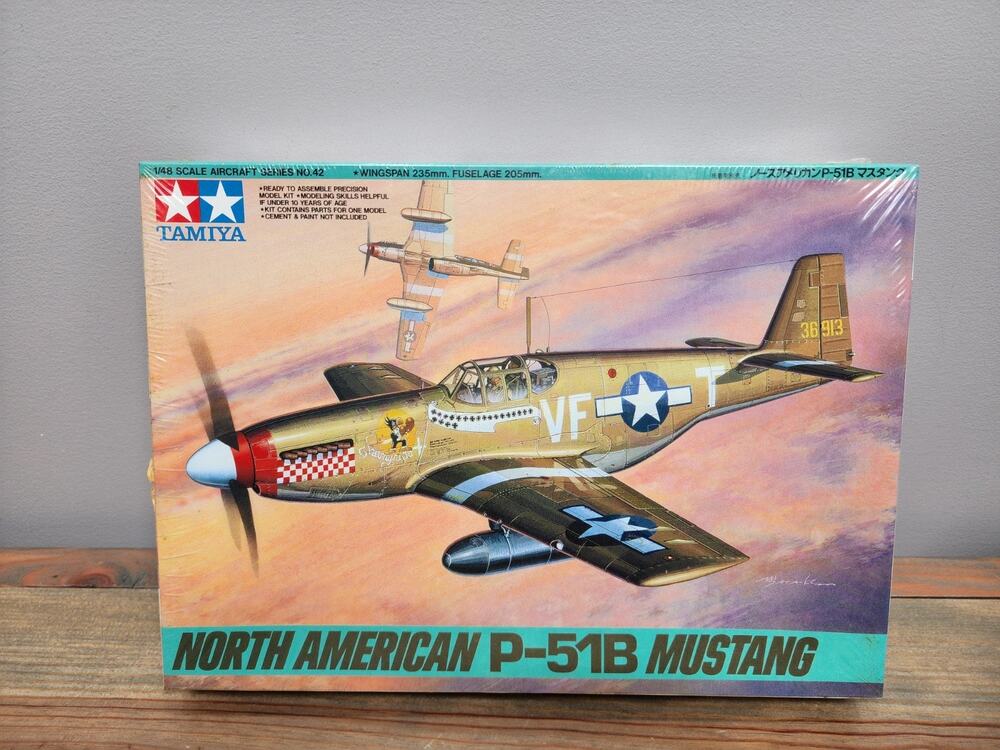 1995 Tamiya 1:48 North American P-51B Mustang Model Plane Kit #61042 New Sealed